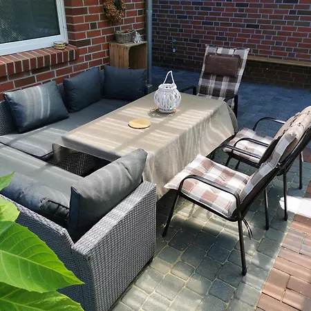 Kerstin In Strackholt * Grossefehn